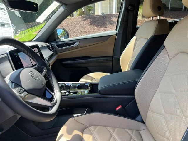 New 2026 Gray Volkswagen 2.0T SE w/Technology image 8