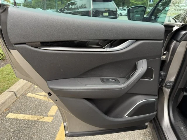 Used 2022 Grigio Maratea Metallic Maserati GT ~ Gt Sport Package & Driver Assistance Pack !! image 16