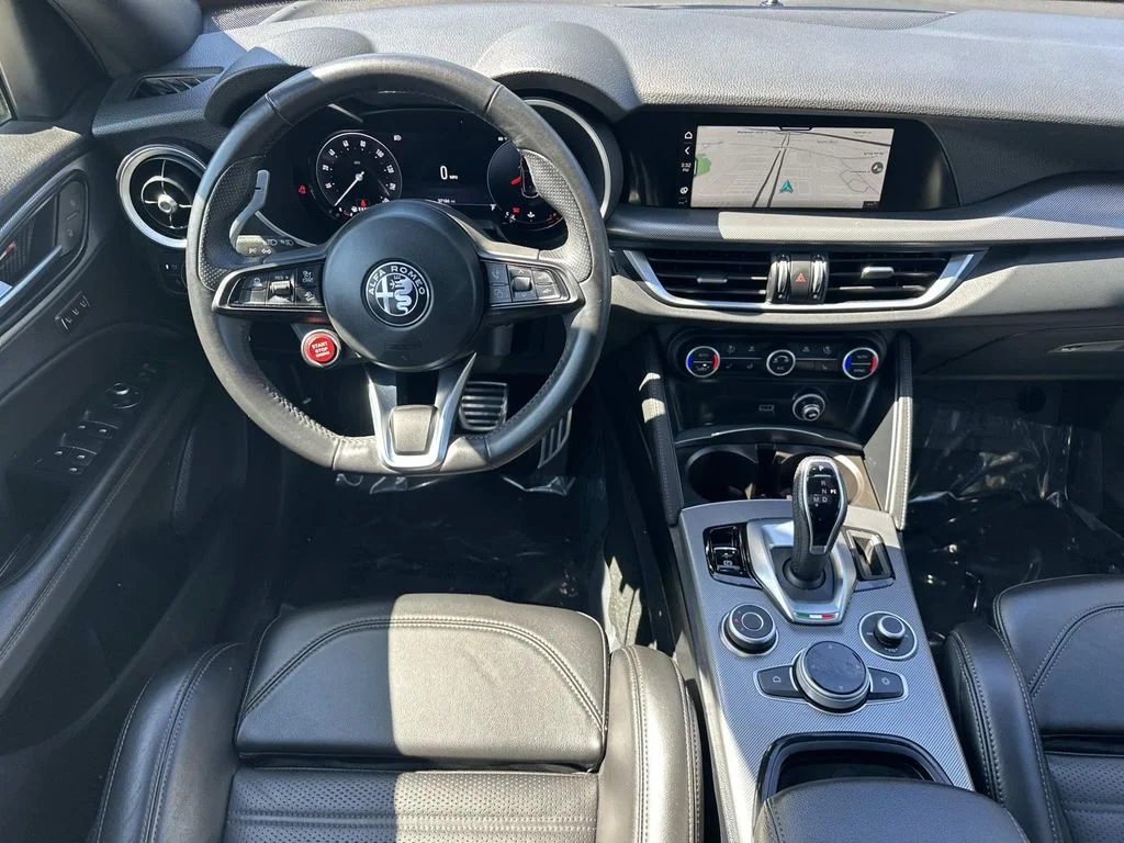 2024 Alfa Romeo Stelvio Veloce - Photo 20