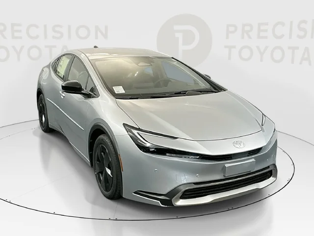 2027 Toyota Prius Plug-in Hybrid SE