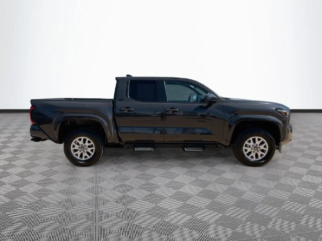 Certified Used 2024  Toyota SR5 image 8