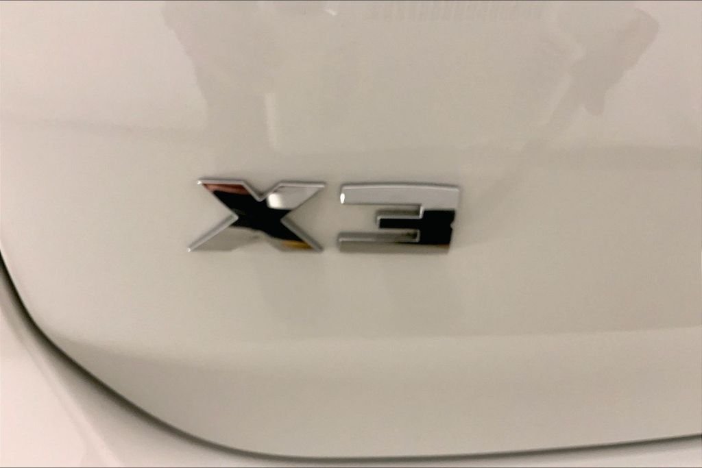 Certified Used 2023 Alpine White BMW  image 7