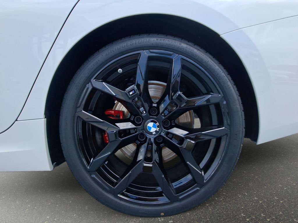 New 2026 Mineral White Metallic BMW 330i image 17