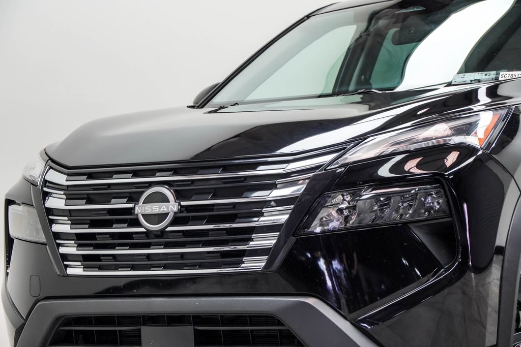 Used 2025 Black Nissan SV image 2