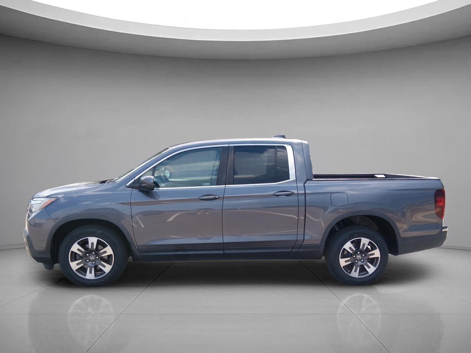 Used 2019 Modern Steel Metallic Honda RTL image 2