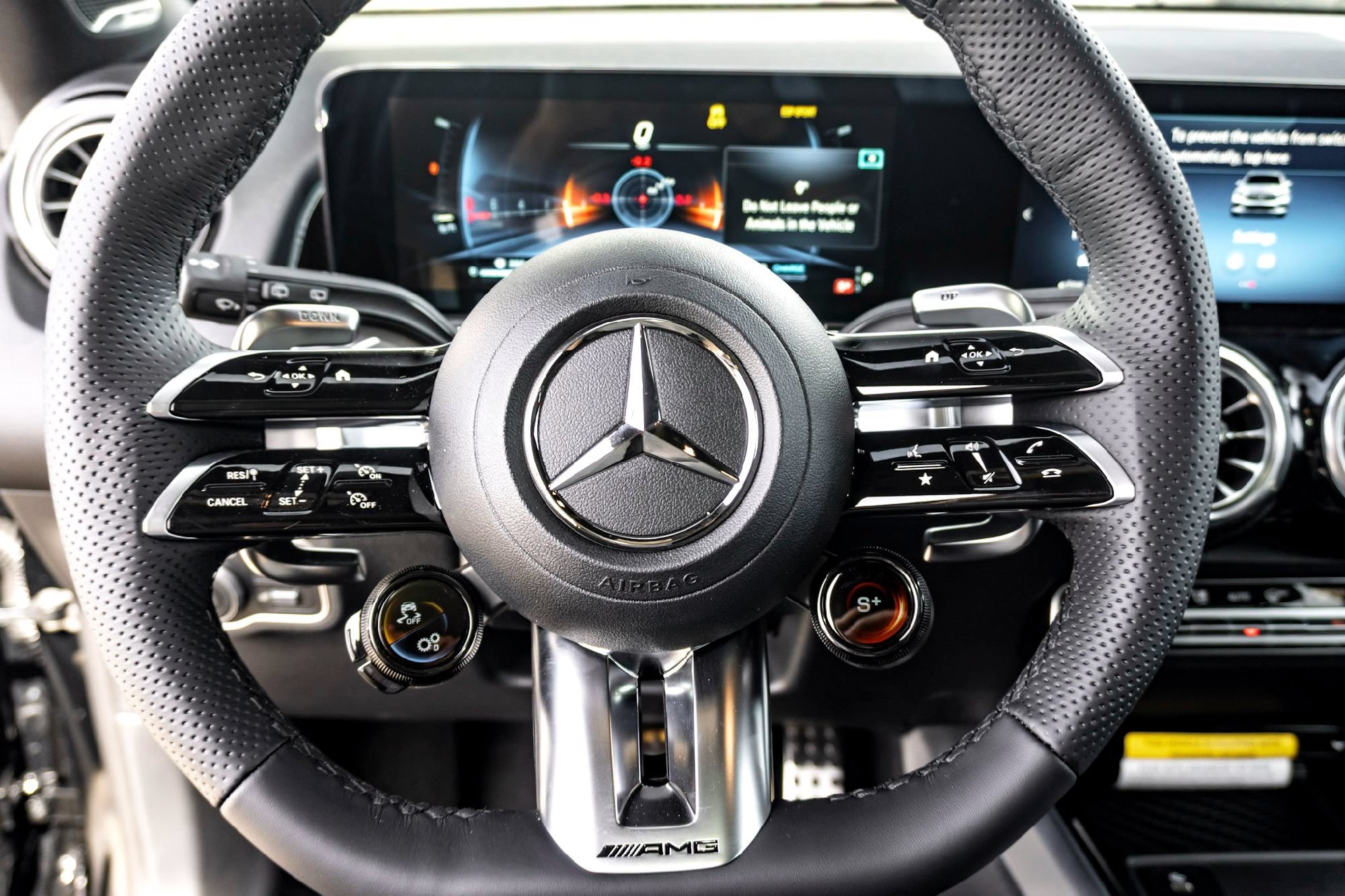New 2026 Night Black Mercedes-Benz AMG® GLB 35 4MATIC® SUV image 35