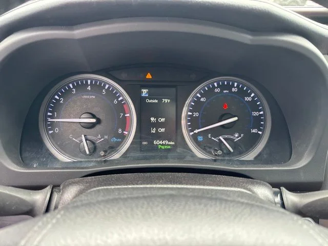 Used 2018 Blizzard Pearl Toyota Limited image 20