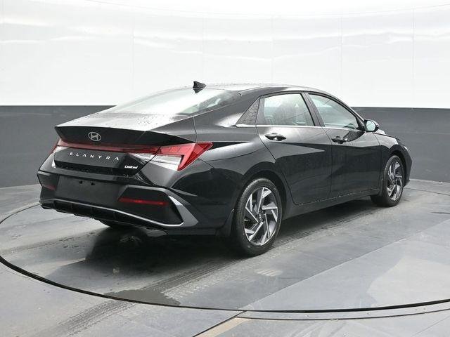 New 2026 Black Hyundai Limited image 9
