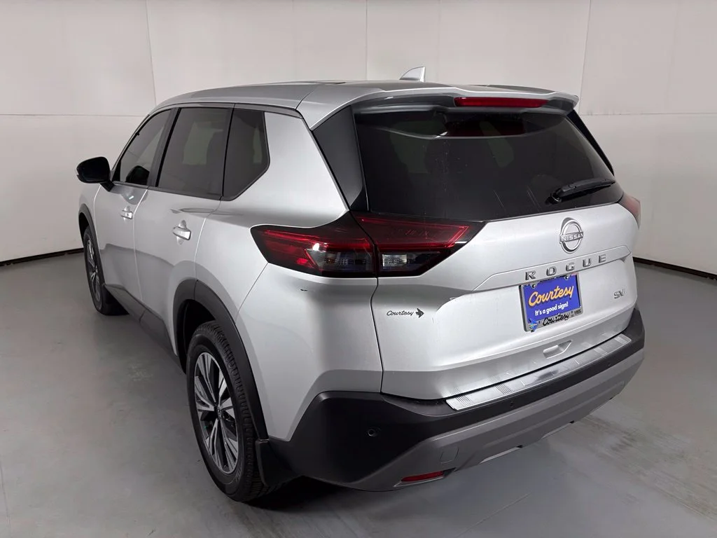 Used 2023 Silver Nissan SV image 6