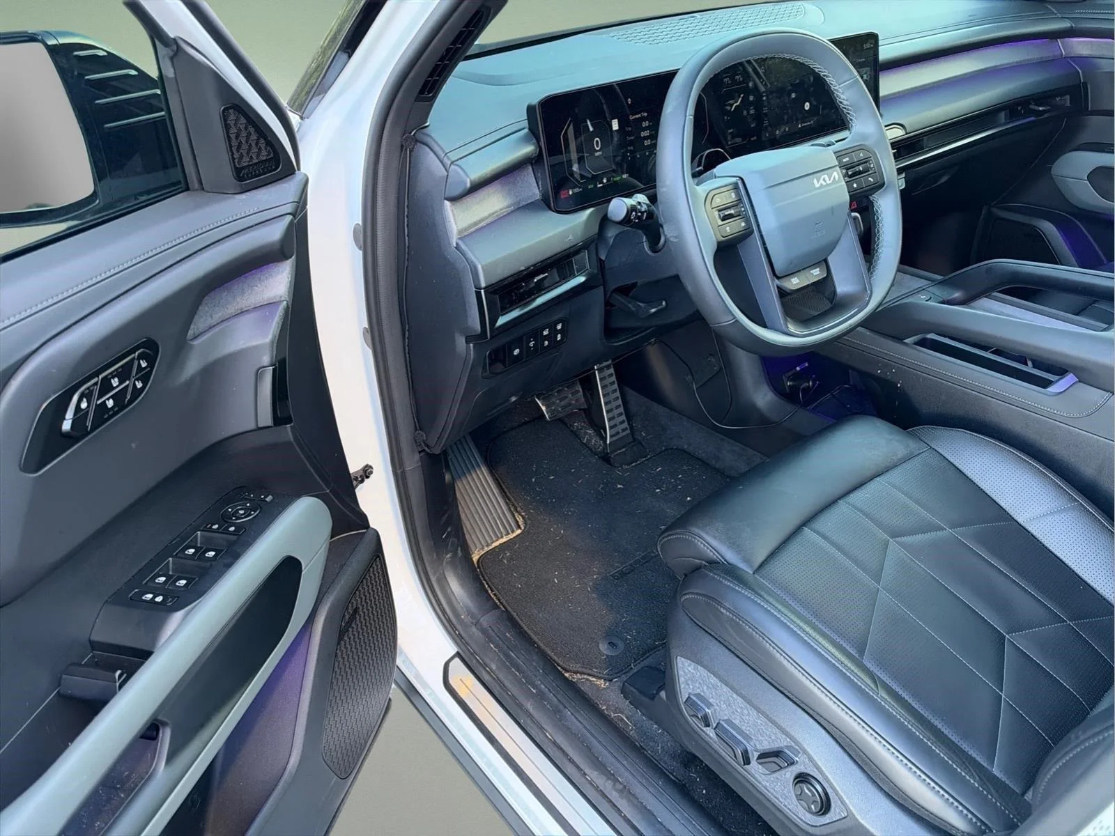 Used 2027  KIA  image 15