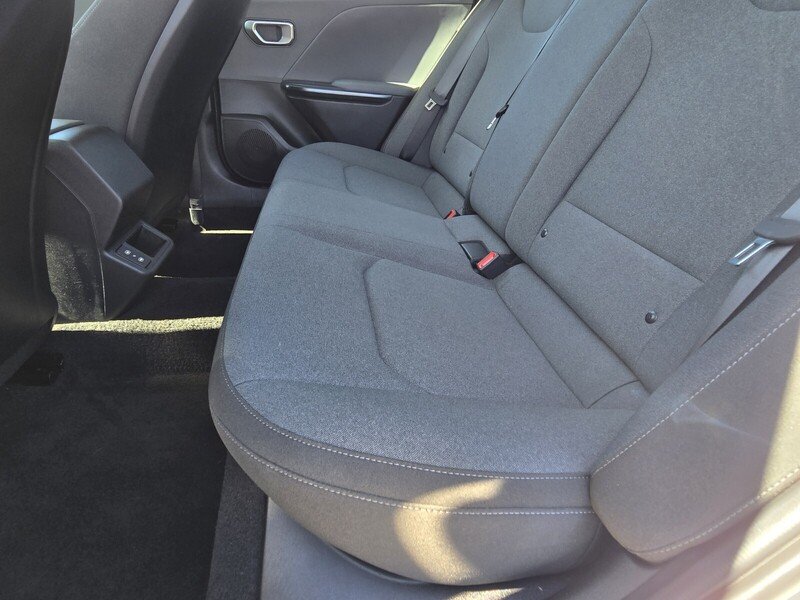 Used 2025 Snow White Pearl KIA LXS FWD image 11