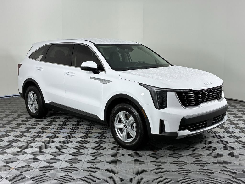 New 2026 Glacial White Pearl Kia LX image 9