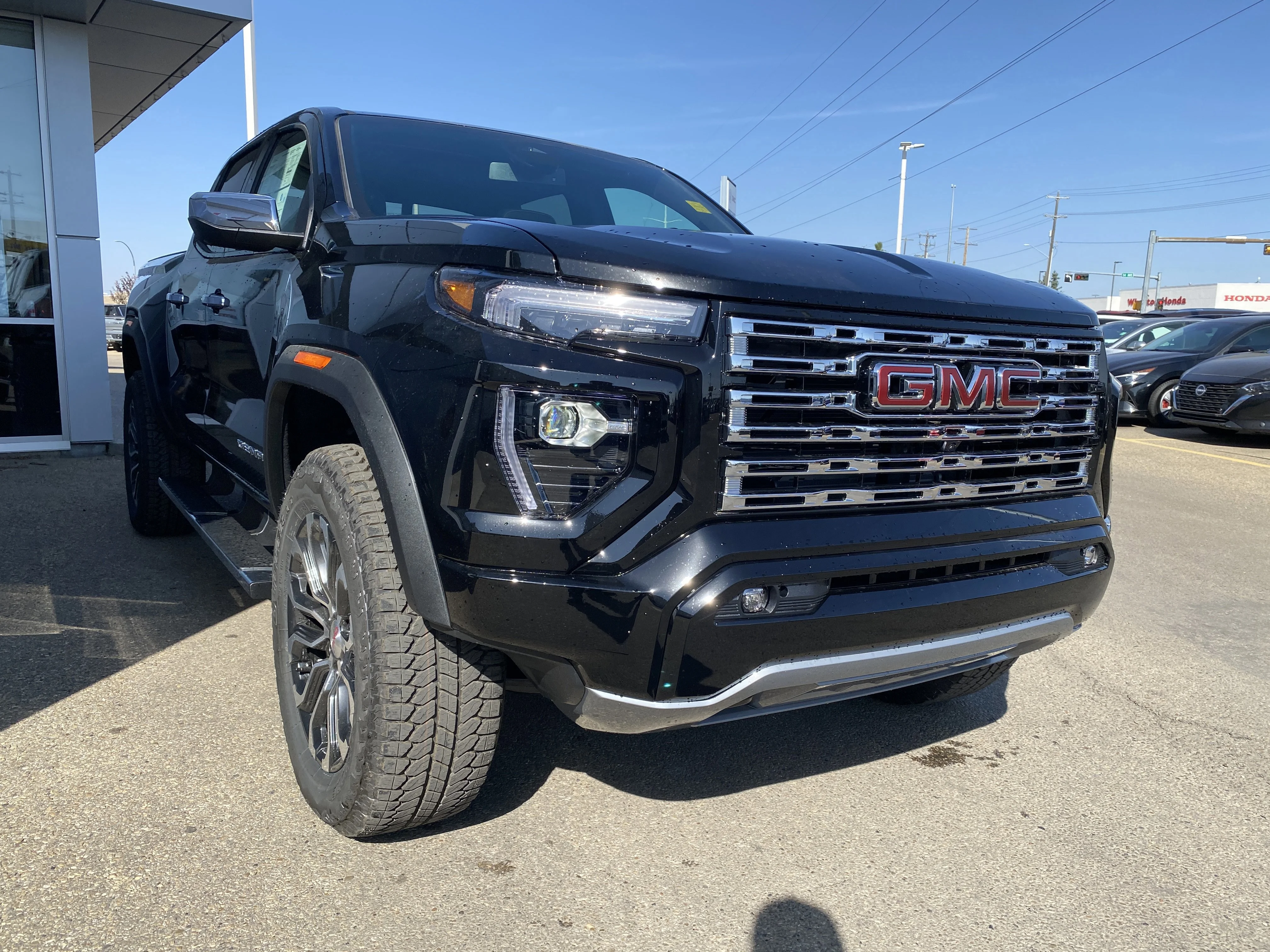 New 2026 ONYX BLACK GMC 4WD Denali image 7