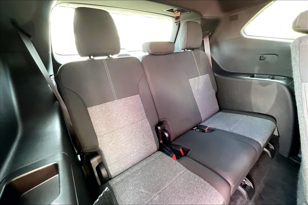 2025 GMC Acadia Elevation - Photo 27