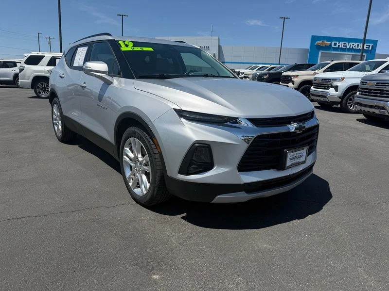 2019 Chevrolet Blazer V6 Leather FWD 3LT's photo