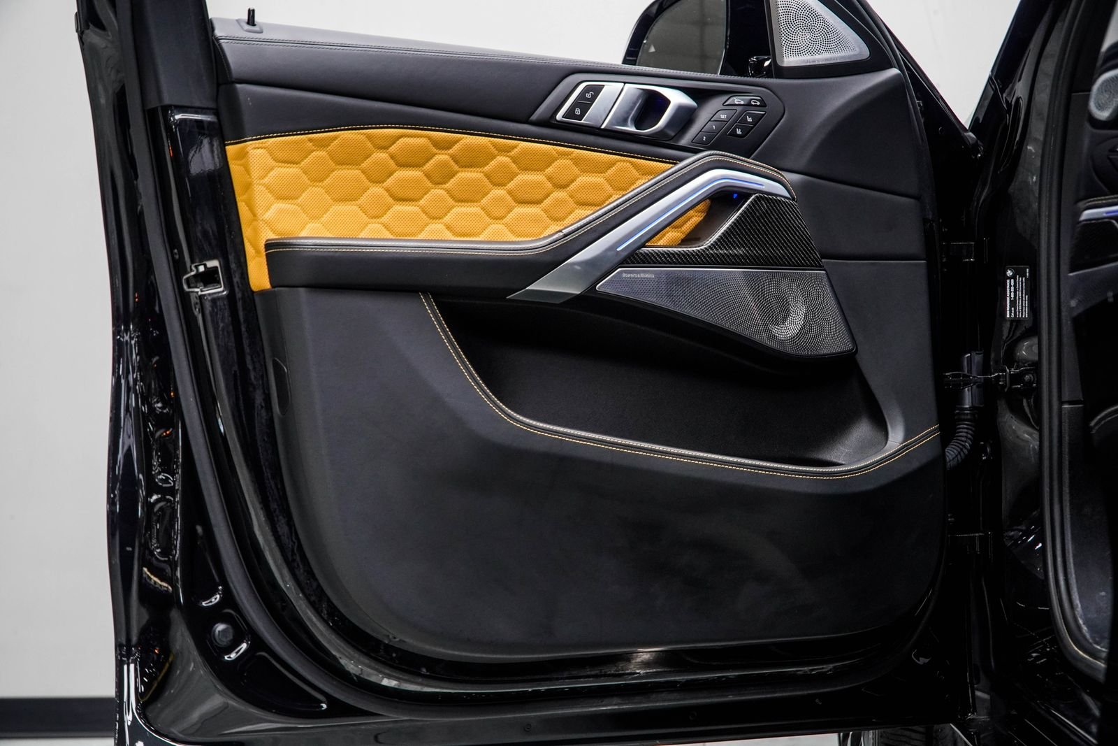 Used 2023 Black BMW Base image 40
