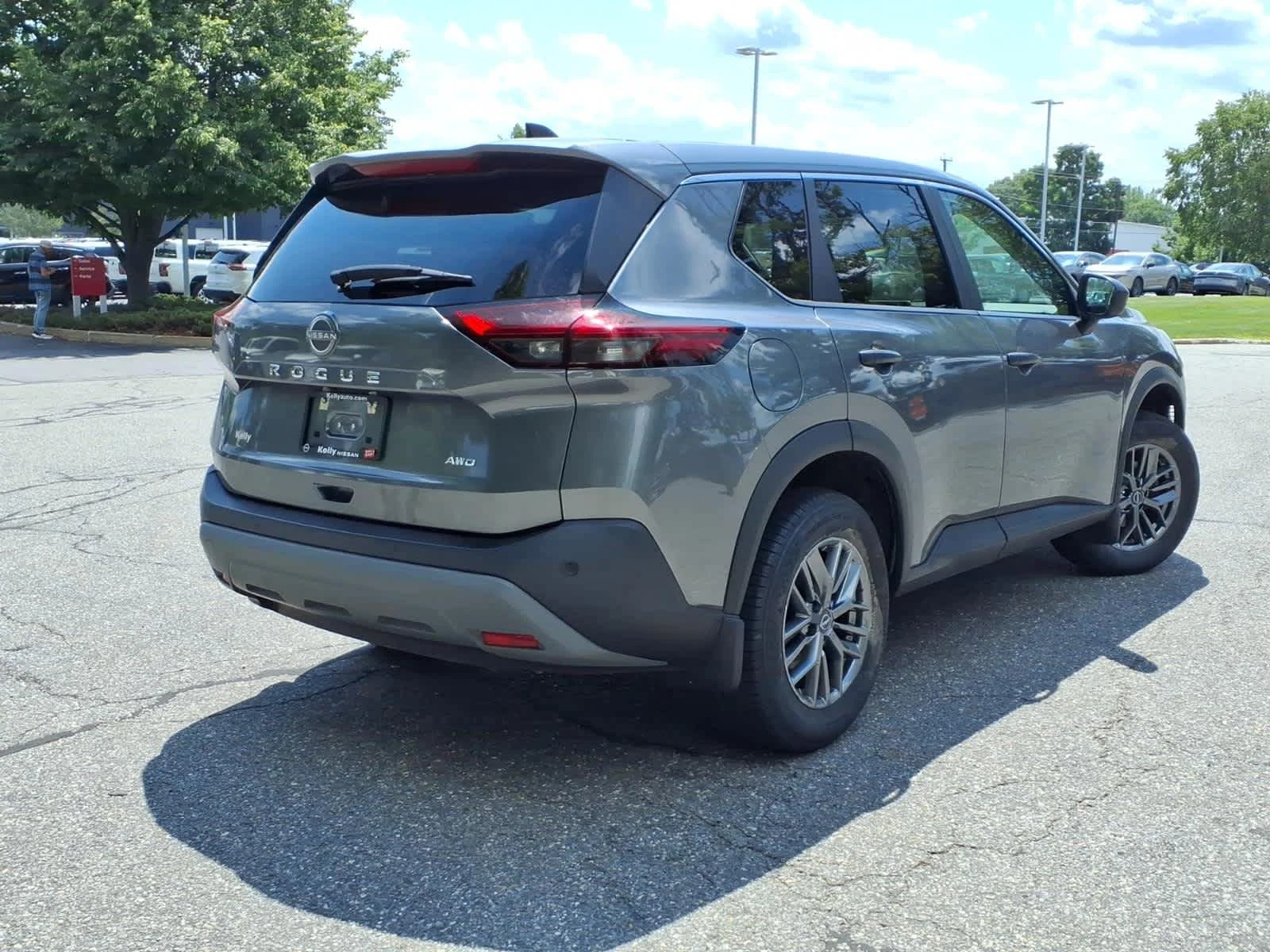 Certified Used 2023 Gun Metallic Nissan S image 5
