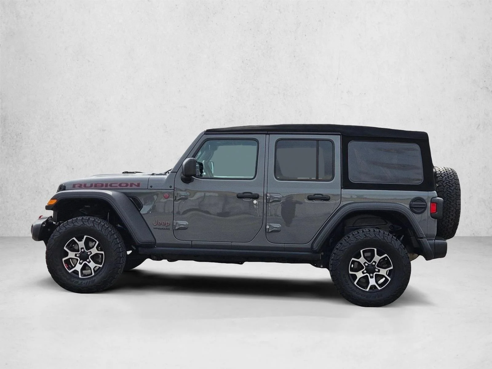 Used 2019 Sting-Gray Clearcoat Jeep Rubicon image 9