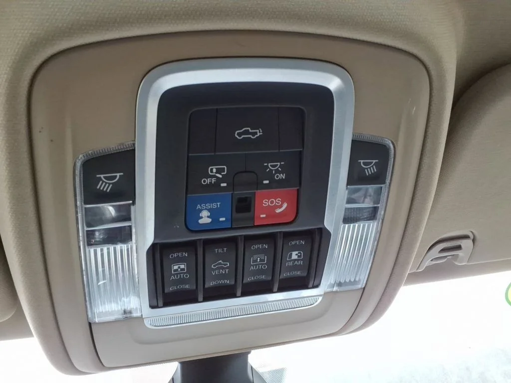 Used 2019 Red Ram Laramie image 42