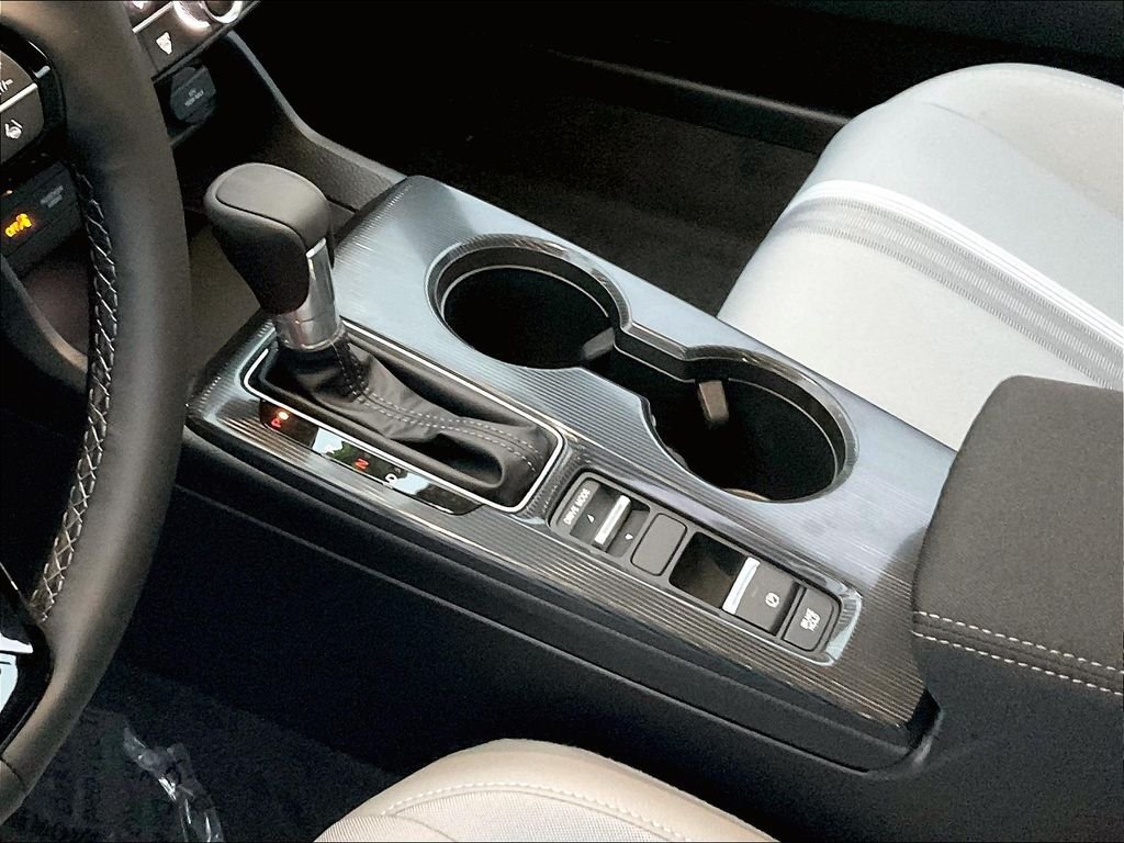 2025 Honda Civic Sport - Photo 14