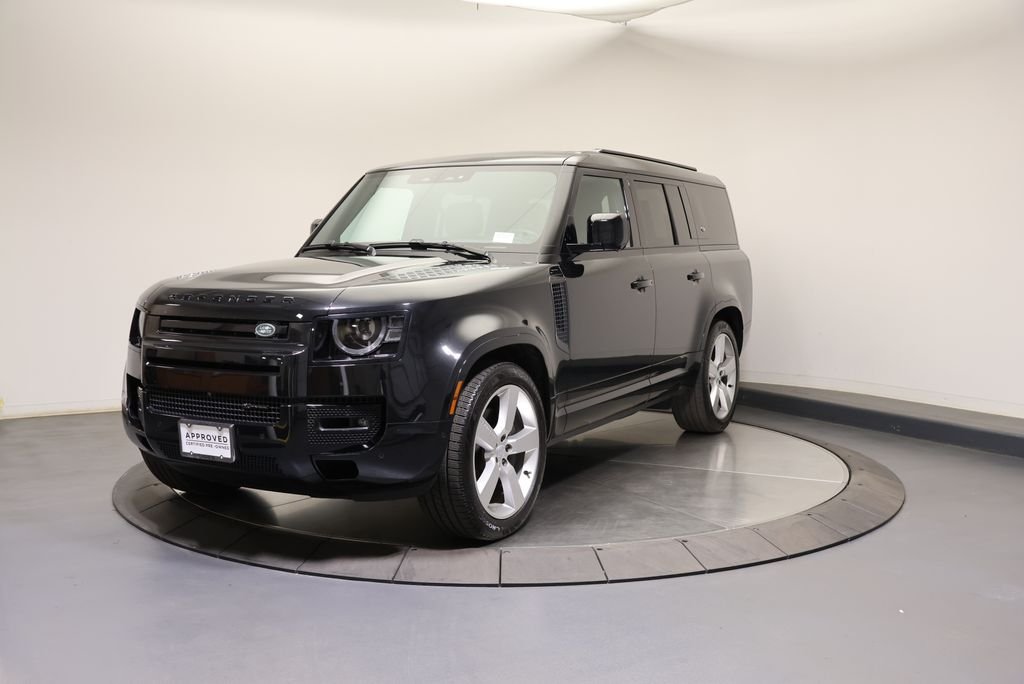 2023 Land Rover Defender X-Dynamic SE's photo