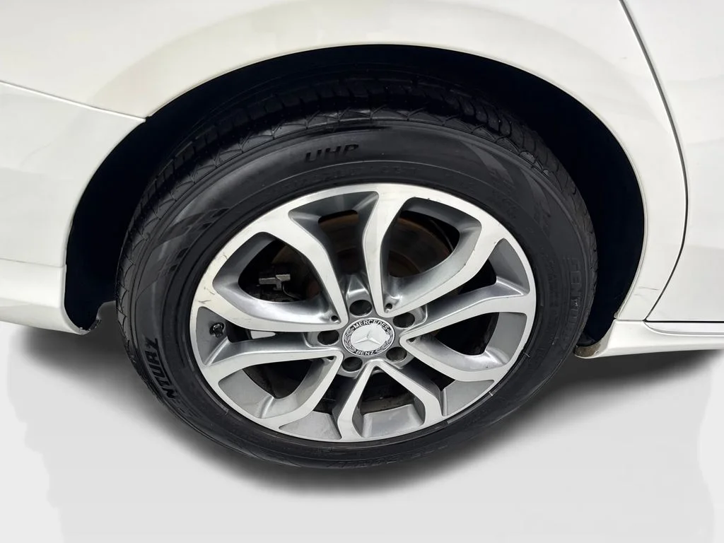 Used 2016  Mercedes-Benz C 300 image 78