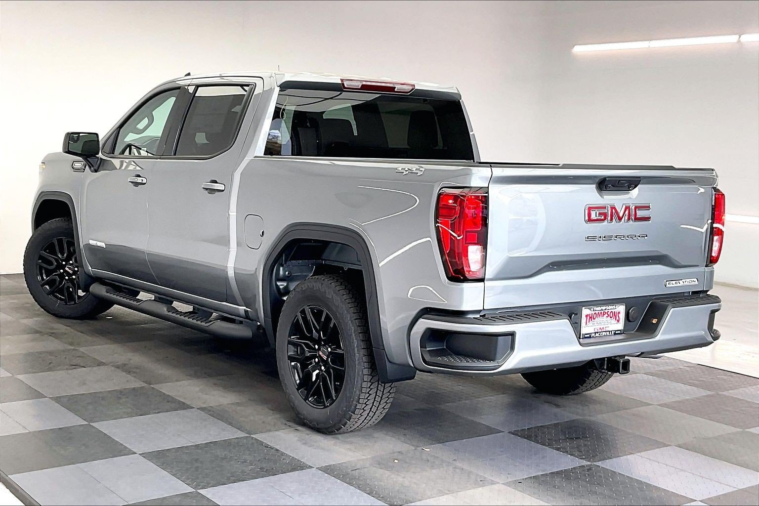 2026 GMC Sierra 1500 Elevation - Photo 2