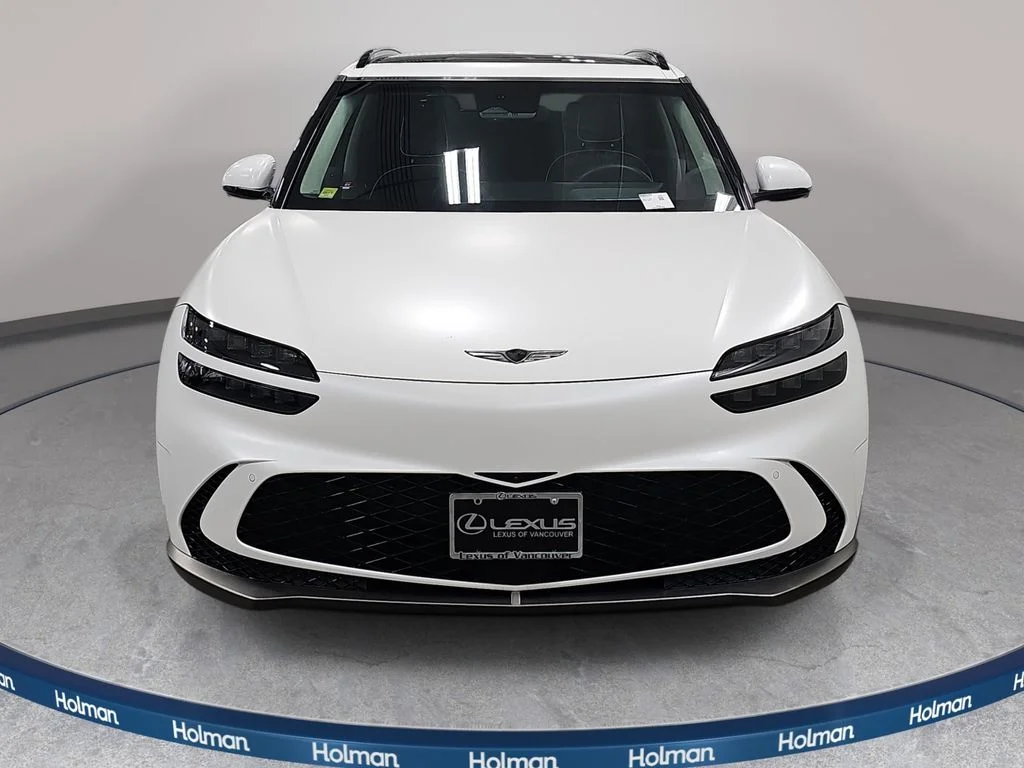 Used 2024 White Genesis Performance image 3