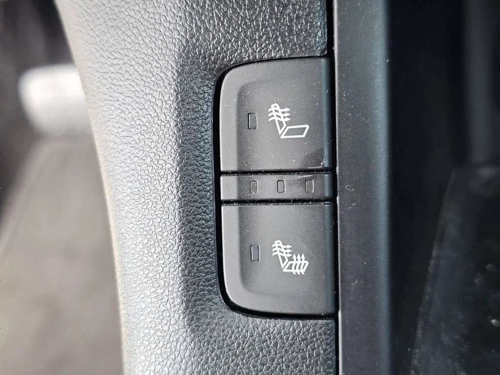 Used 2019 QUICKSILVER METALLIC GMC SLE image 25