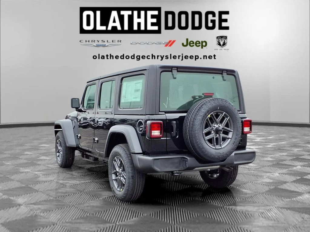New 2026 Black Clear-Coat Exterior Paint Jeep Sport image 3