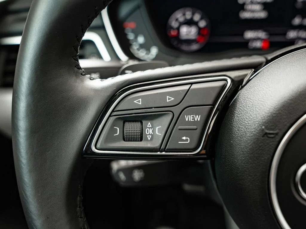 Used 2018 Manhattan Gray Metallic Audi 2.0T Premium Plus image 26