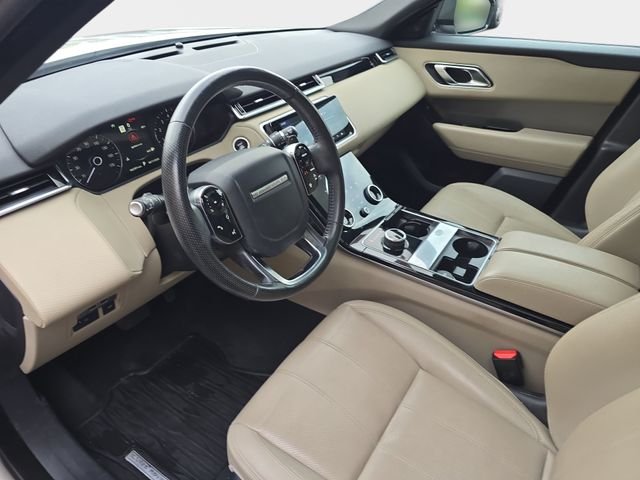 Used 2018 Silver Land Rover S image 19
