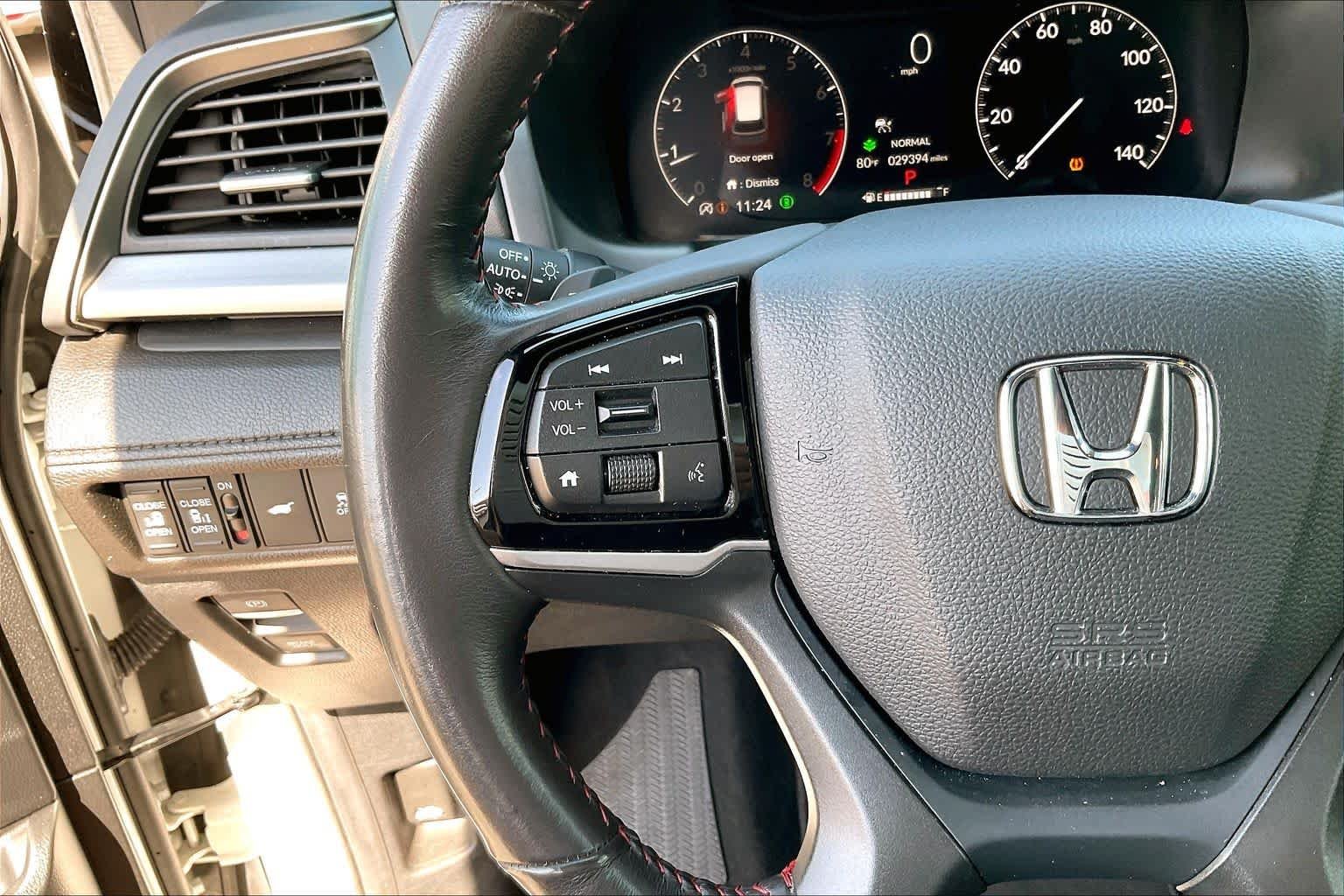 Used 2025 Platinum White Pearl Honda Sport-L image 23