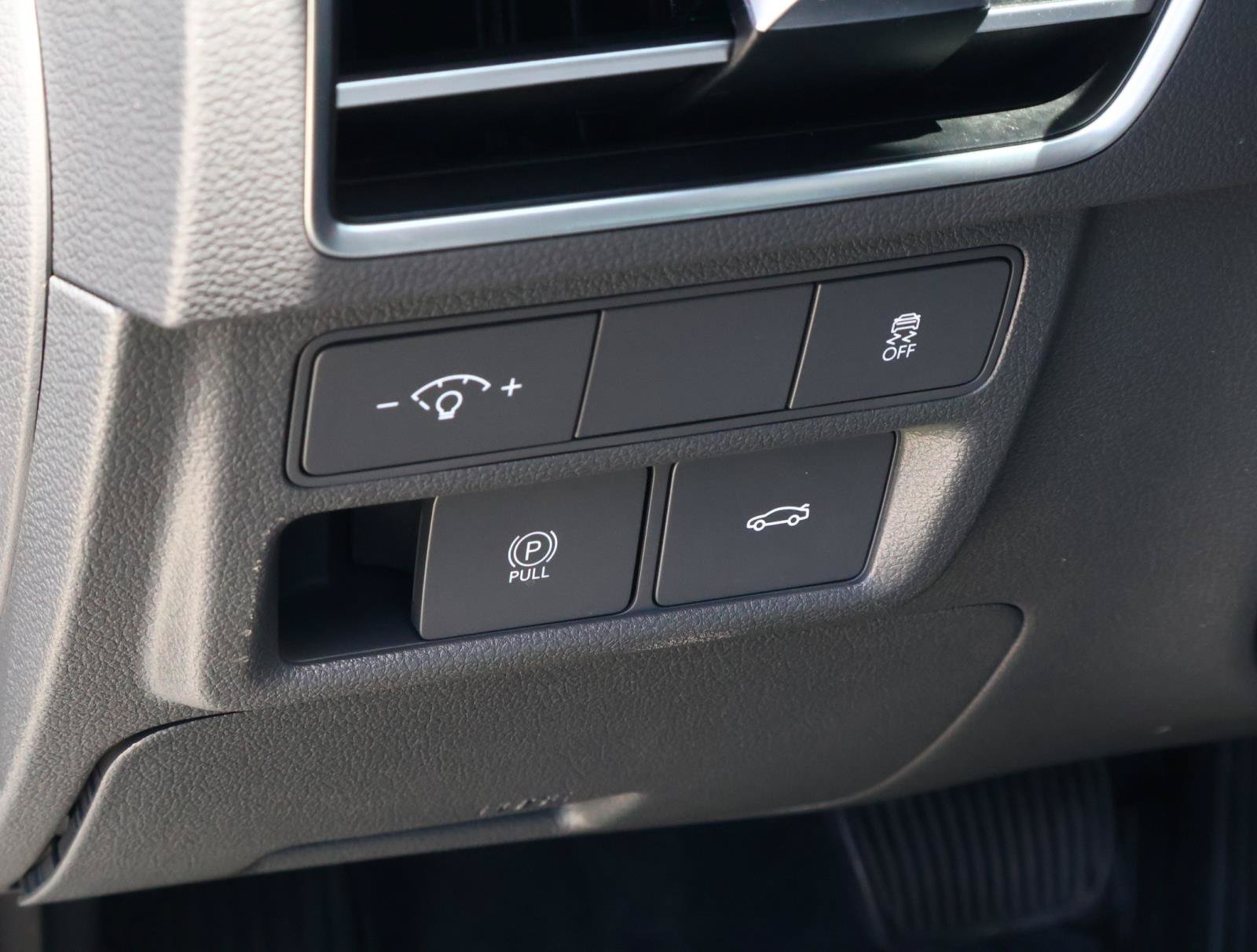 2025 Hyundai Sonata SEL - Photo 22