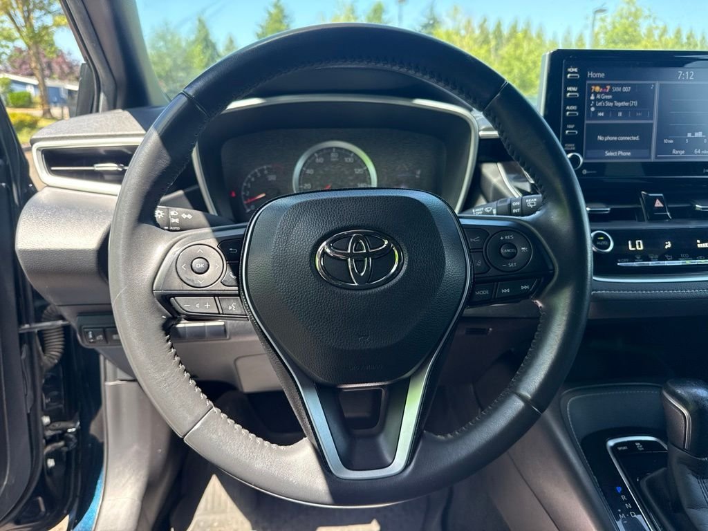 Used 2021 Galactic Aqua Mica Toyota SE image 9