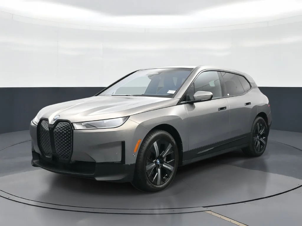 2024 BMW iX