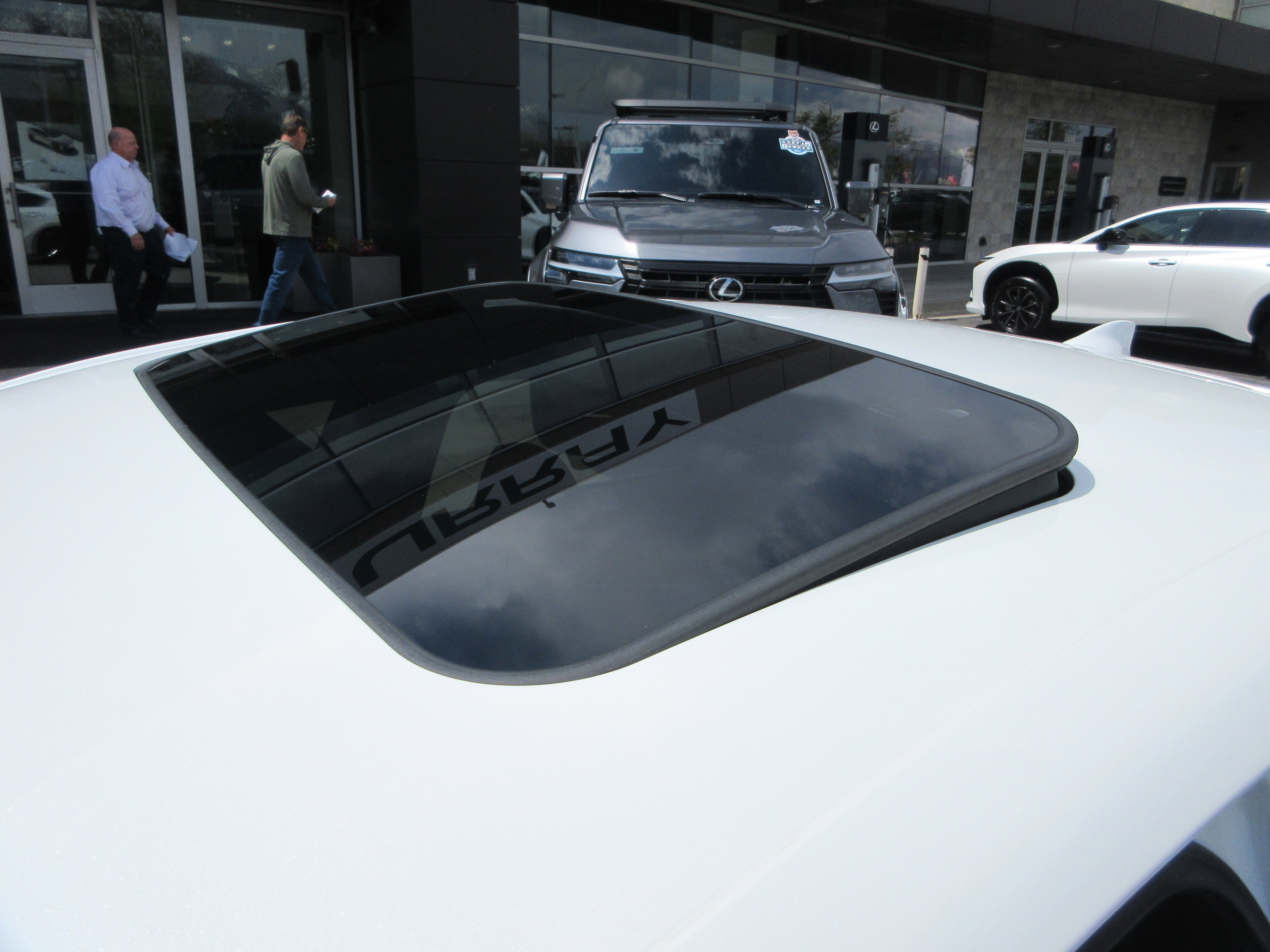 Used 2023 Ultra White Lexus 350 F SPORT image 17