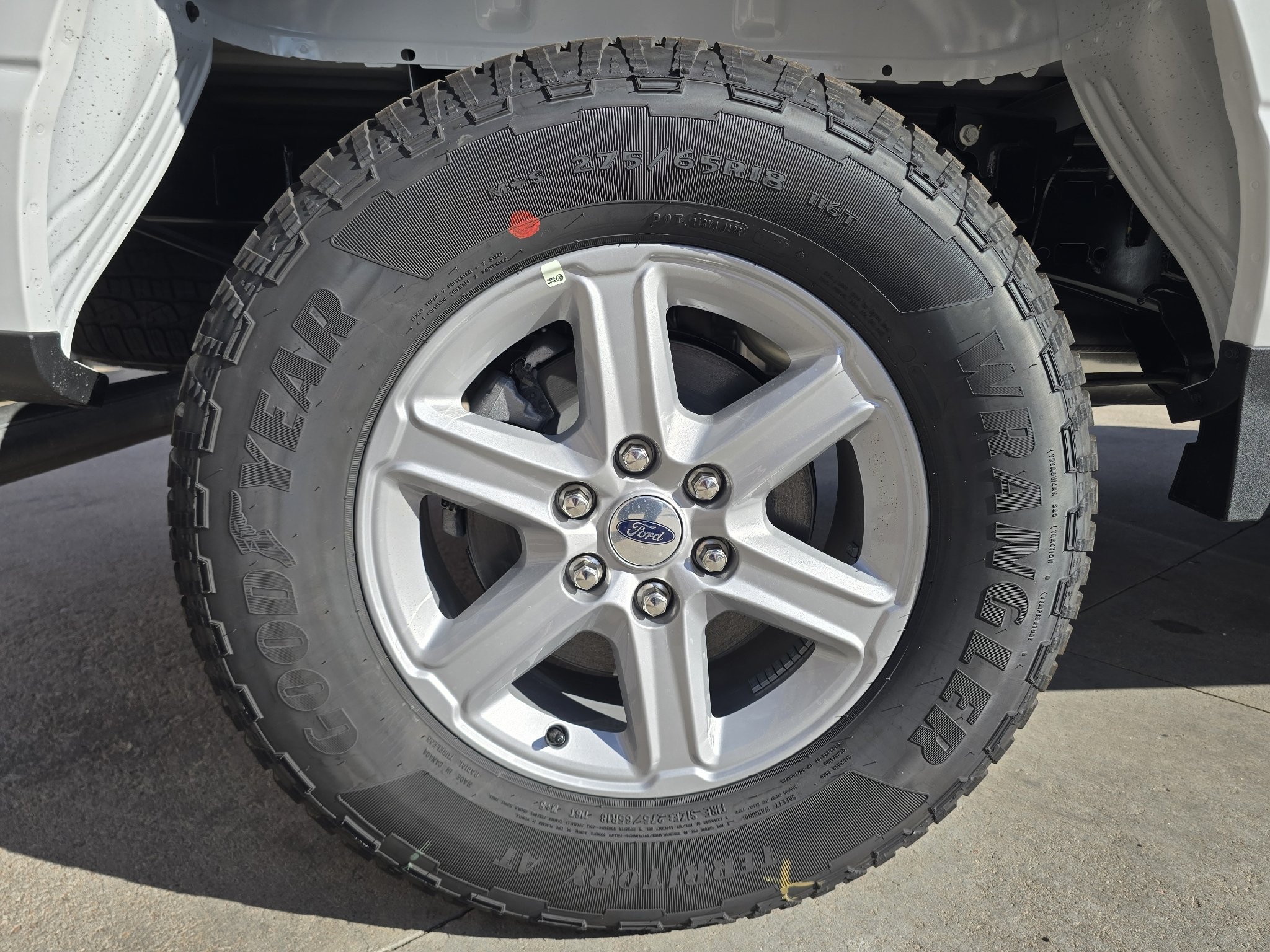New 2026 Oxford White Ford XLT image 38