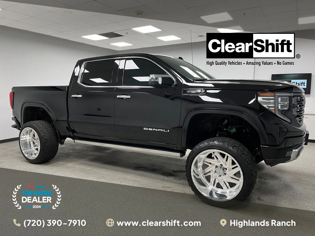 2023 GMC Sierra Denali Ultimate 4WD Crew Cab Short Box's photo