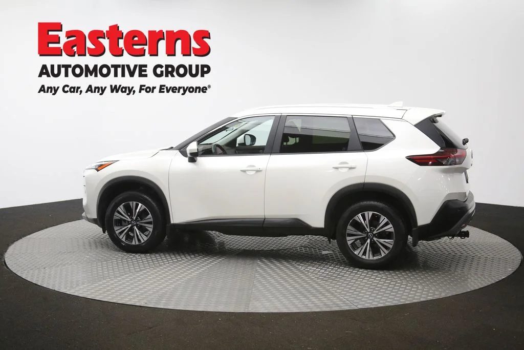 Used 2023 White Nissan SV image 65