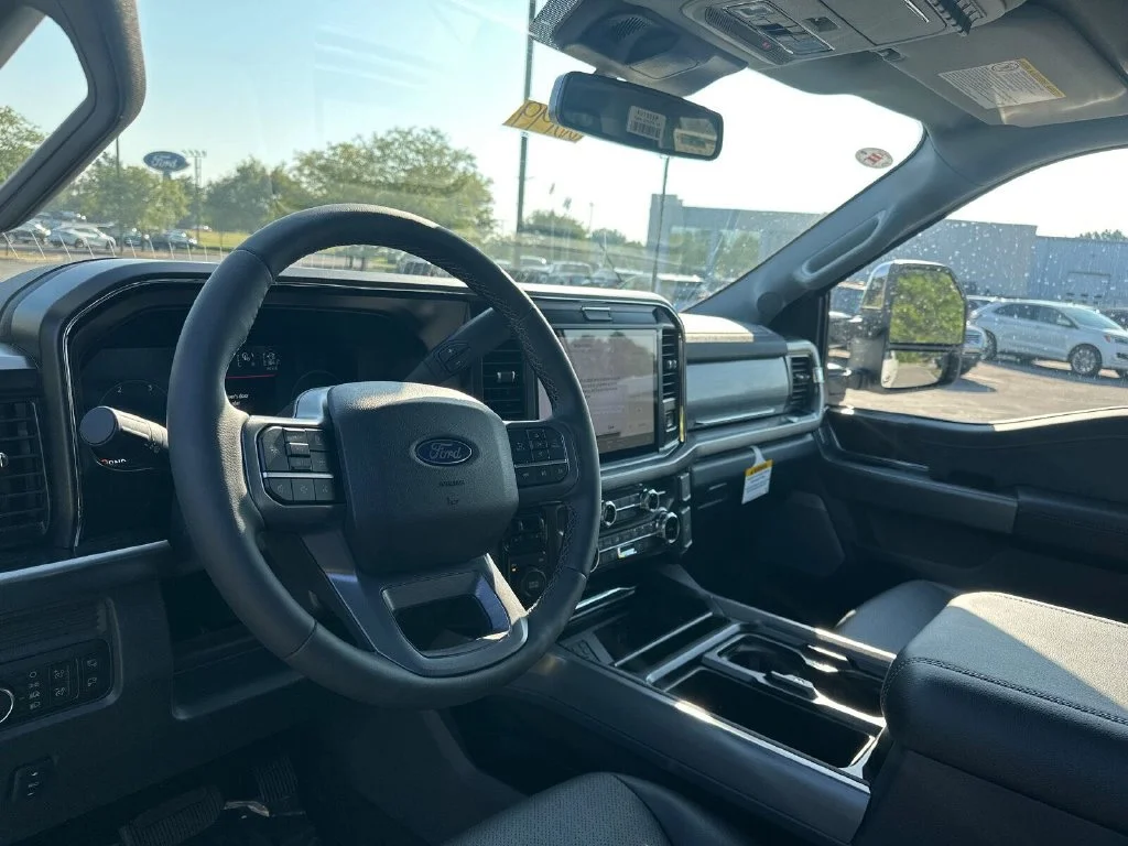 New 2027 White Ford Lariat image 16