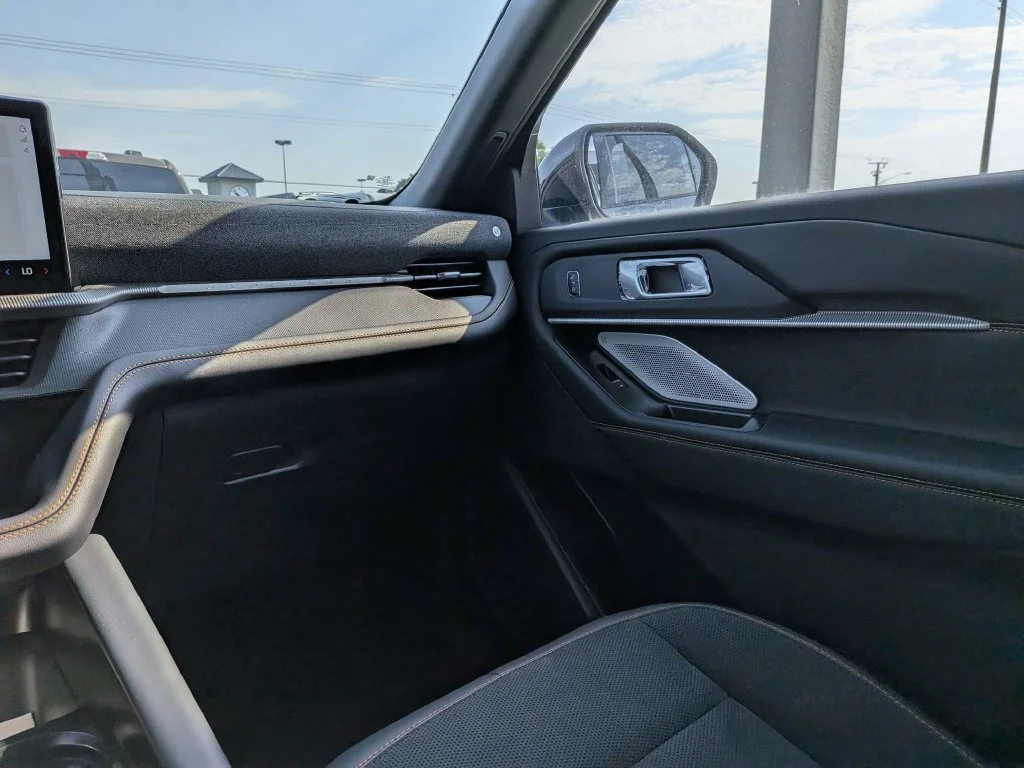 New 2026 Carbonized Gray Metallic Ford Tremor® image 12