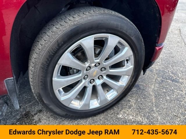 Used 2019 Red Chevrolet High Country image 12