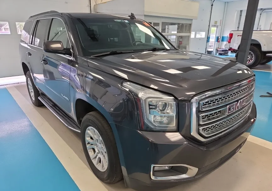 2018 GMC Yukon 4WD SLE's photo