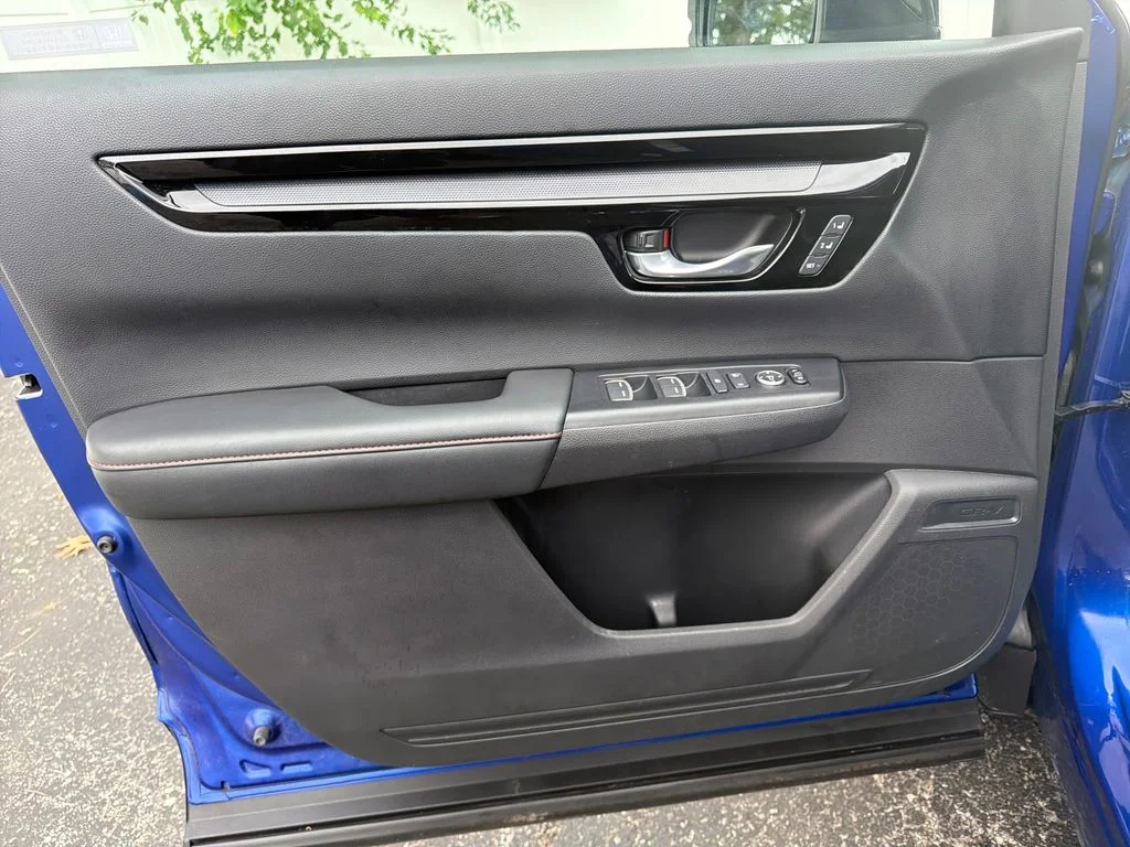 Used 2023  Honda Sport Touring image 10