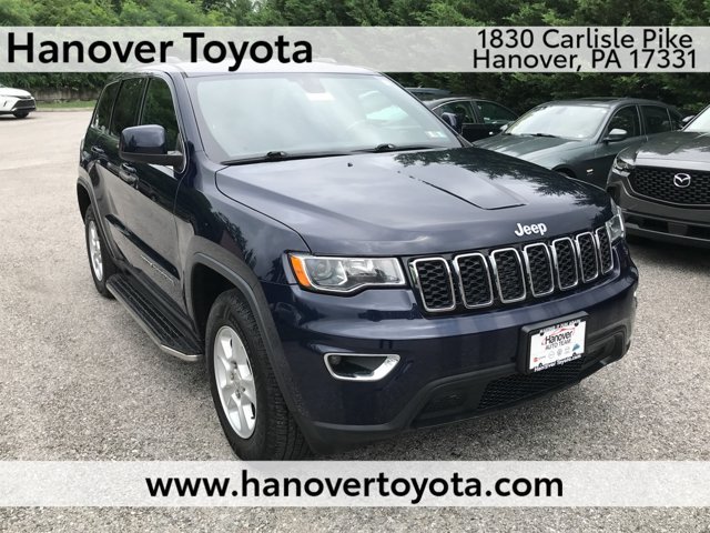 Used 2017 True Blue Pearlcoat Jeep Laredo image 1