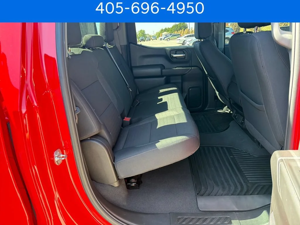 Pre-Owned 2025 Chevrolet Silverado 1500 Custom