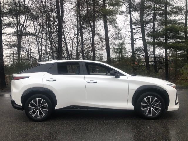 Used 2023 White Lexus 450e Premium image 3