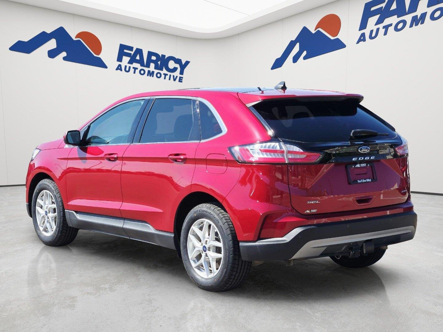 Used 2022 Rapid Red Metallic Tinted Clearcoat Ford SEL image 6