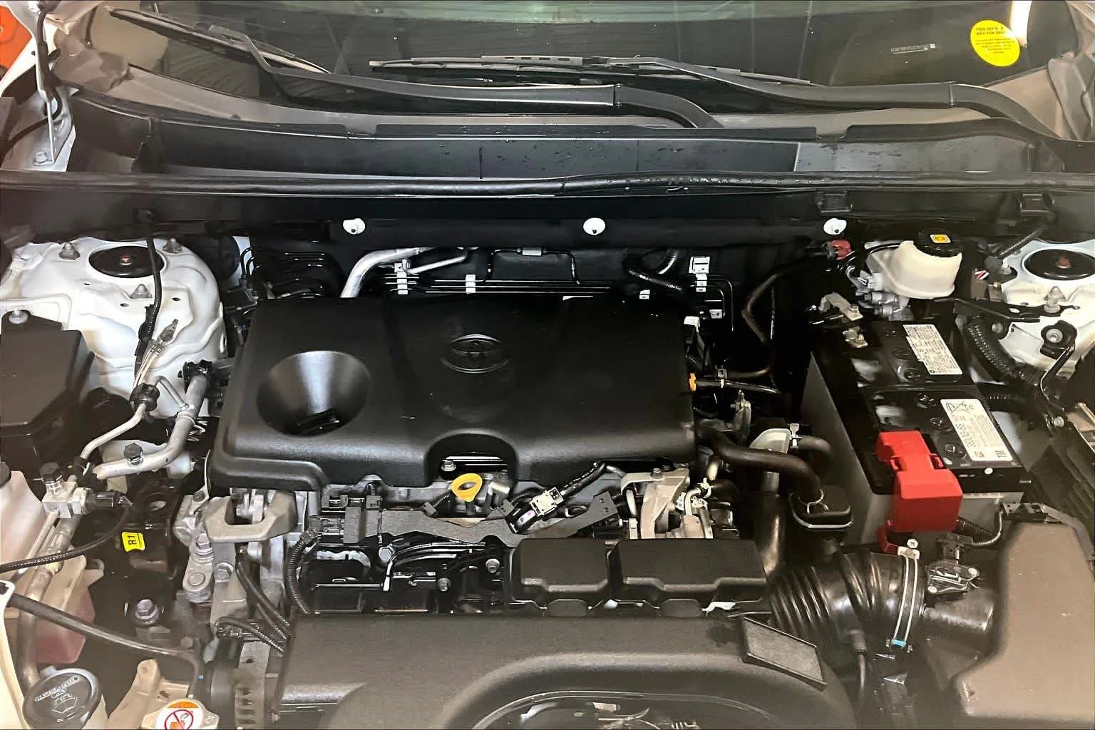 Used 2020 Super White Toyota XLE image 32